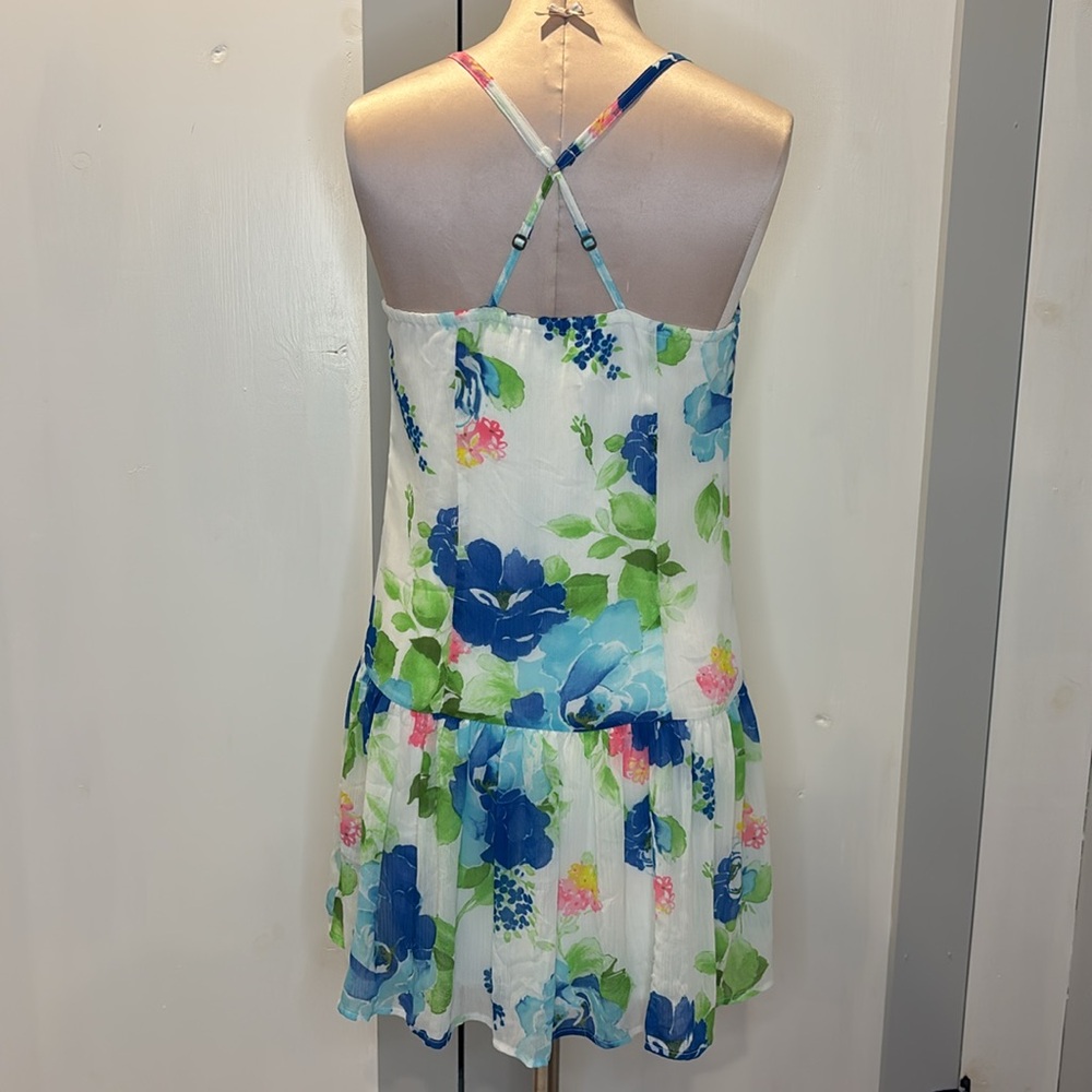 Abercrombie & Fitch
Mini White Floral Dress Halter Cross-back SZ SMALL NWT - Picture 2 of 8